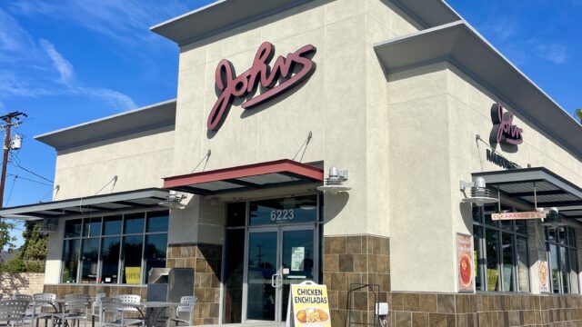 Johns Hamburger front