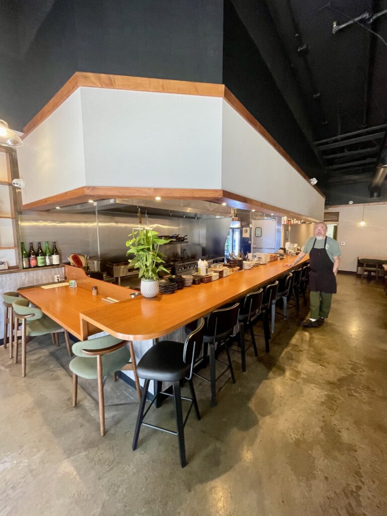 Homareya Inside Owner