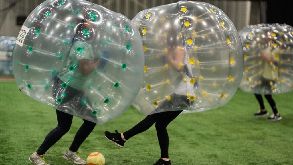 Bubble Soccer ⚽️ on the Beach ⛱️🌊 – No Experience Needed!