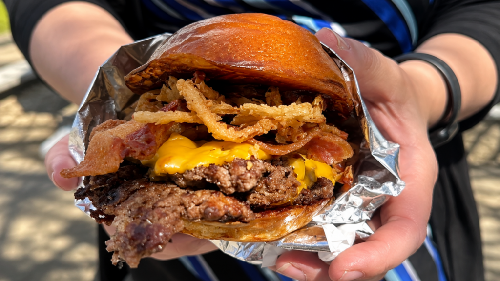 Best Long Beach Burgers: No-Frills, Fast, and Cheap Eats Guide